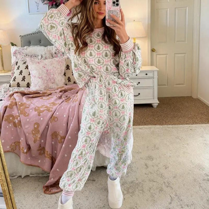 AUBREY™ - Cozy Christmas Bow Print Pyjama Set