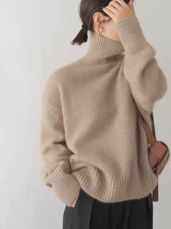 NELE LUXE TURTLENECK SWEATER