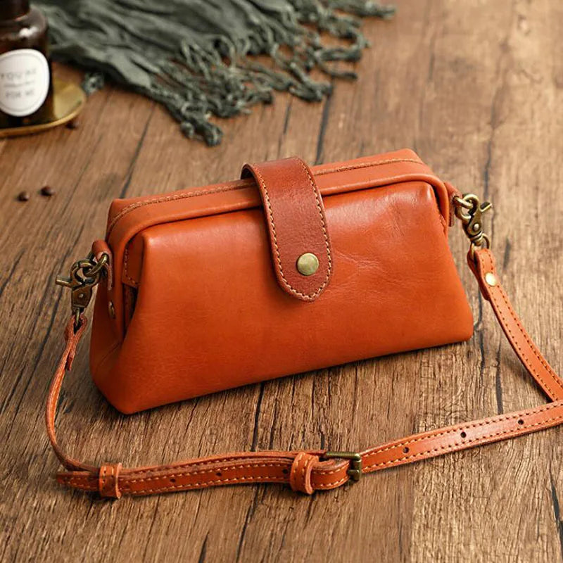 Ivy - Mini Leather Shoulder Bag